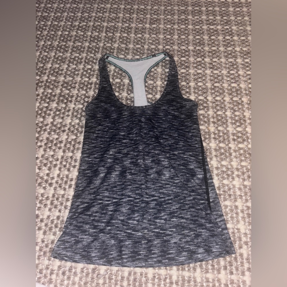Lululemon Gray Tight Tank Top Women’s US 2